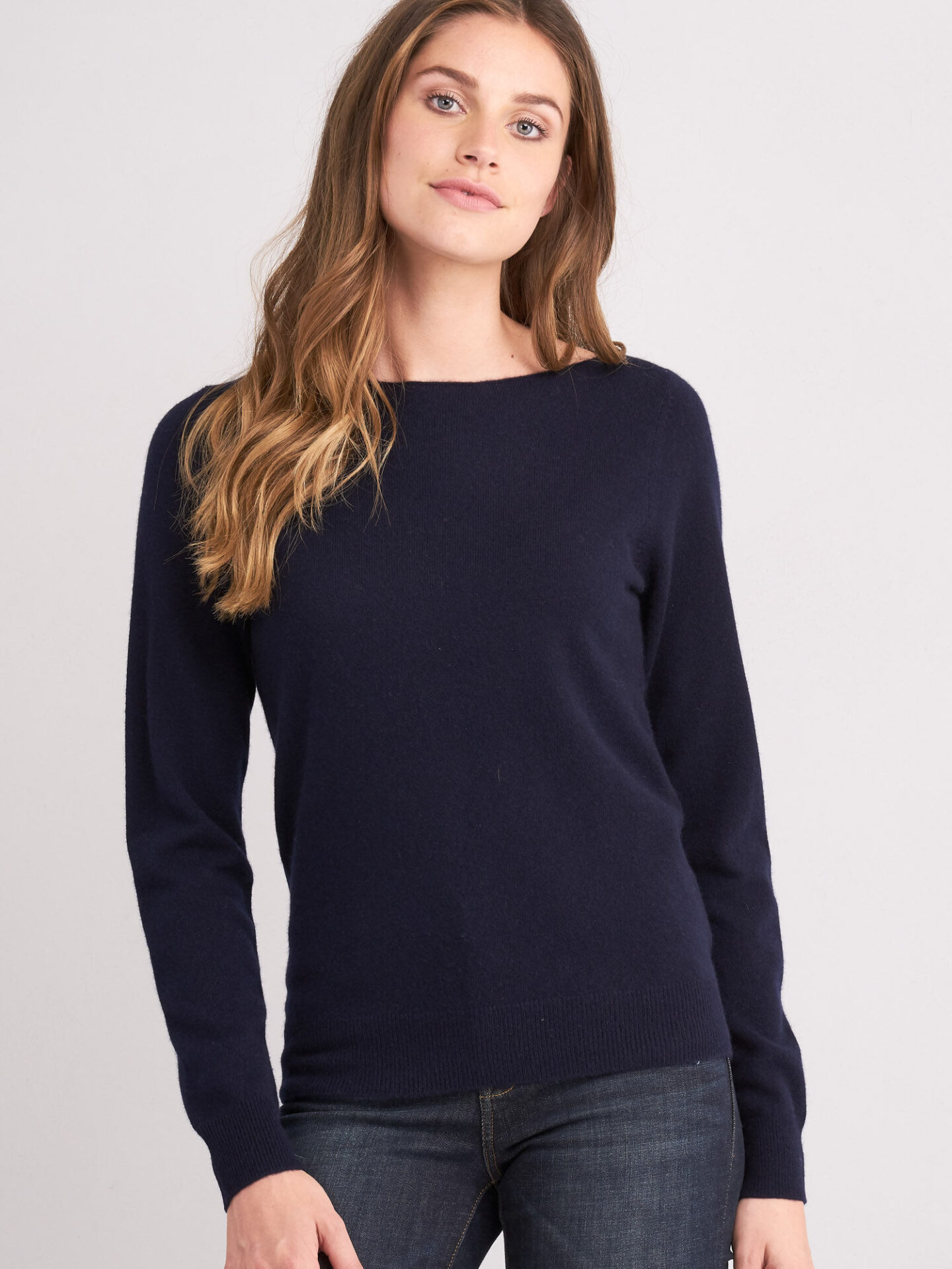 Basic organisch cashmere boothals trui